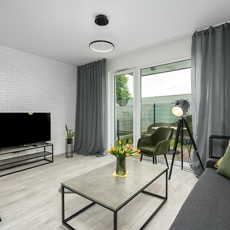 Exclusive Apartment With Terrace By Renters Posen Exterior foto