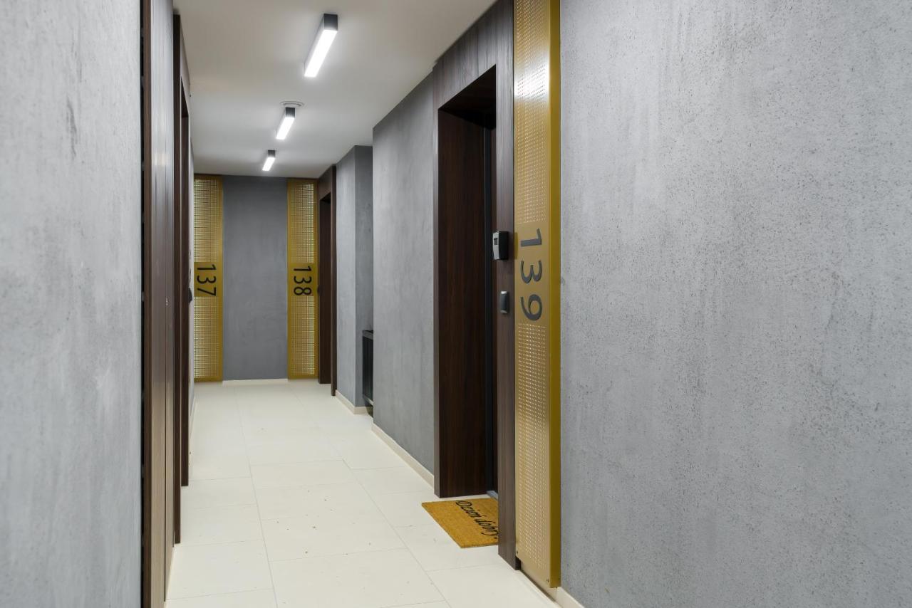 Exclusive Apartment With Terrace By Renters Posen Exterior foto