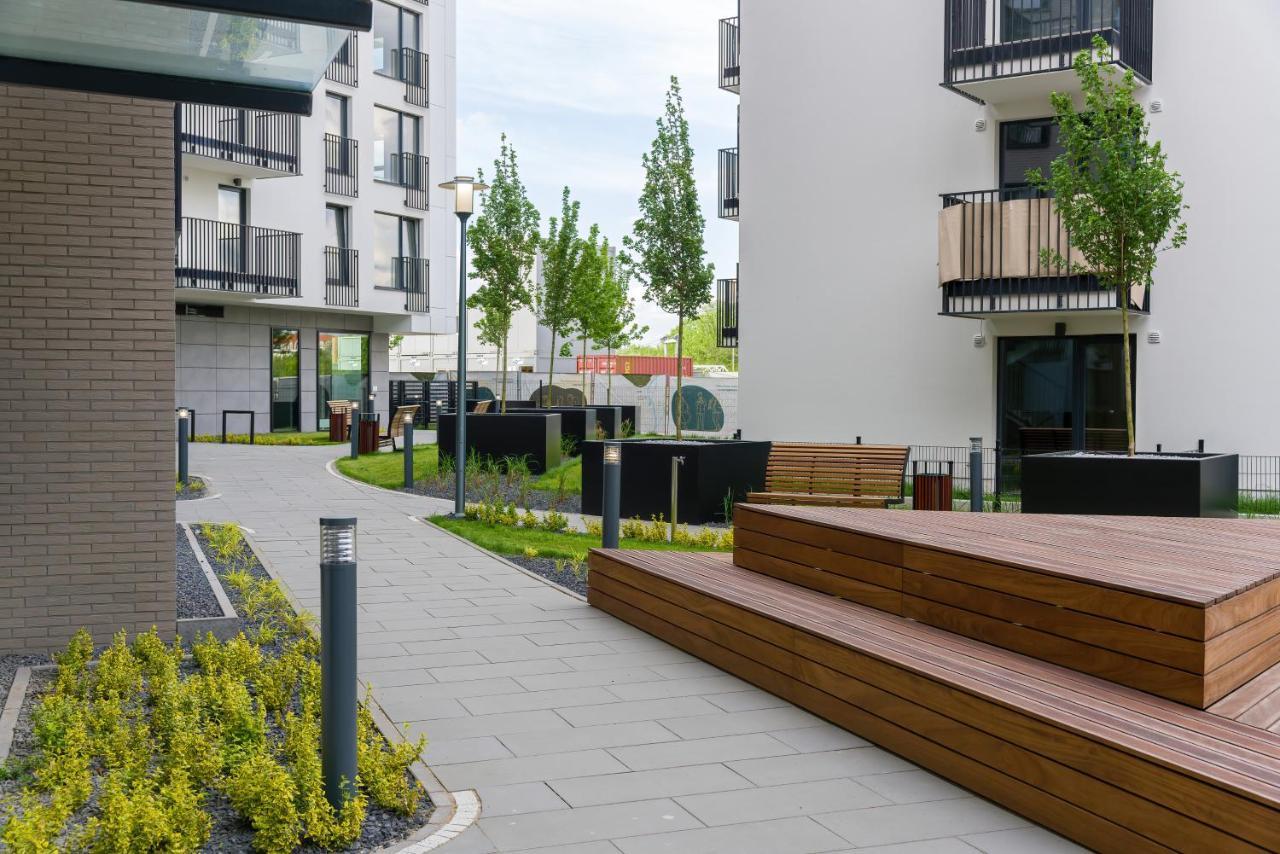 Exclusive Apartment With Terrace By Renters Posen Exterior foto