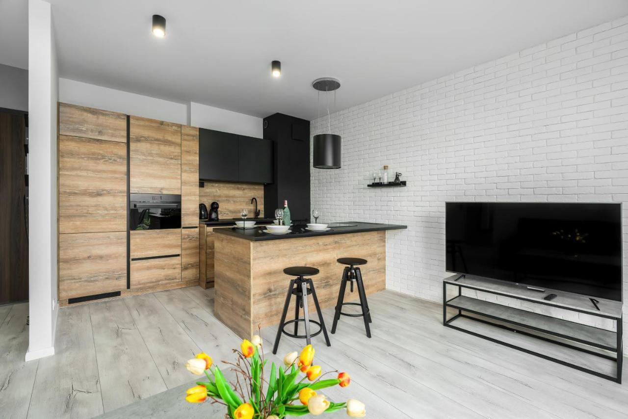 Exclusive Apartment With Terrace By Renters Posen Exterior foto