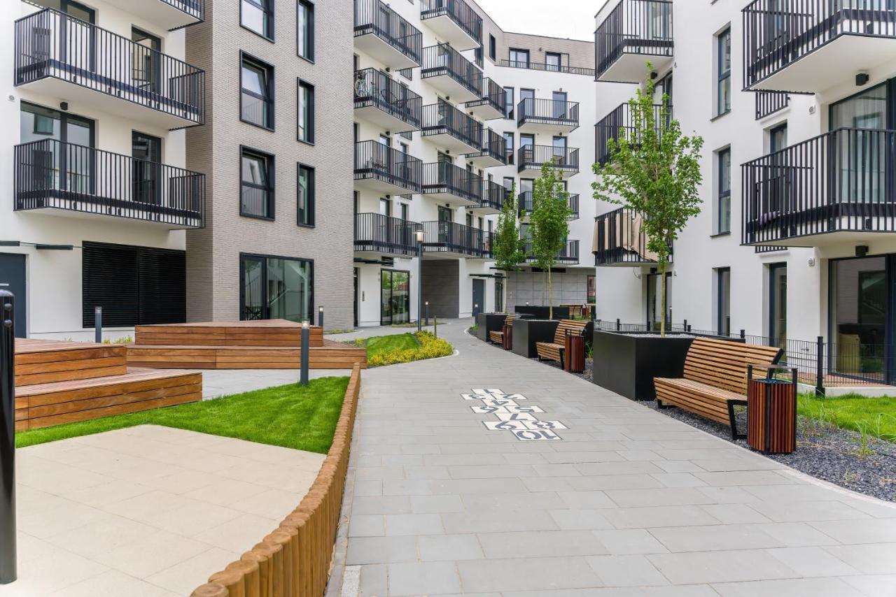 Exclusive Apartment With Terrace By Renters Posen Exterior foto
