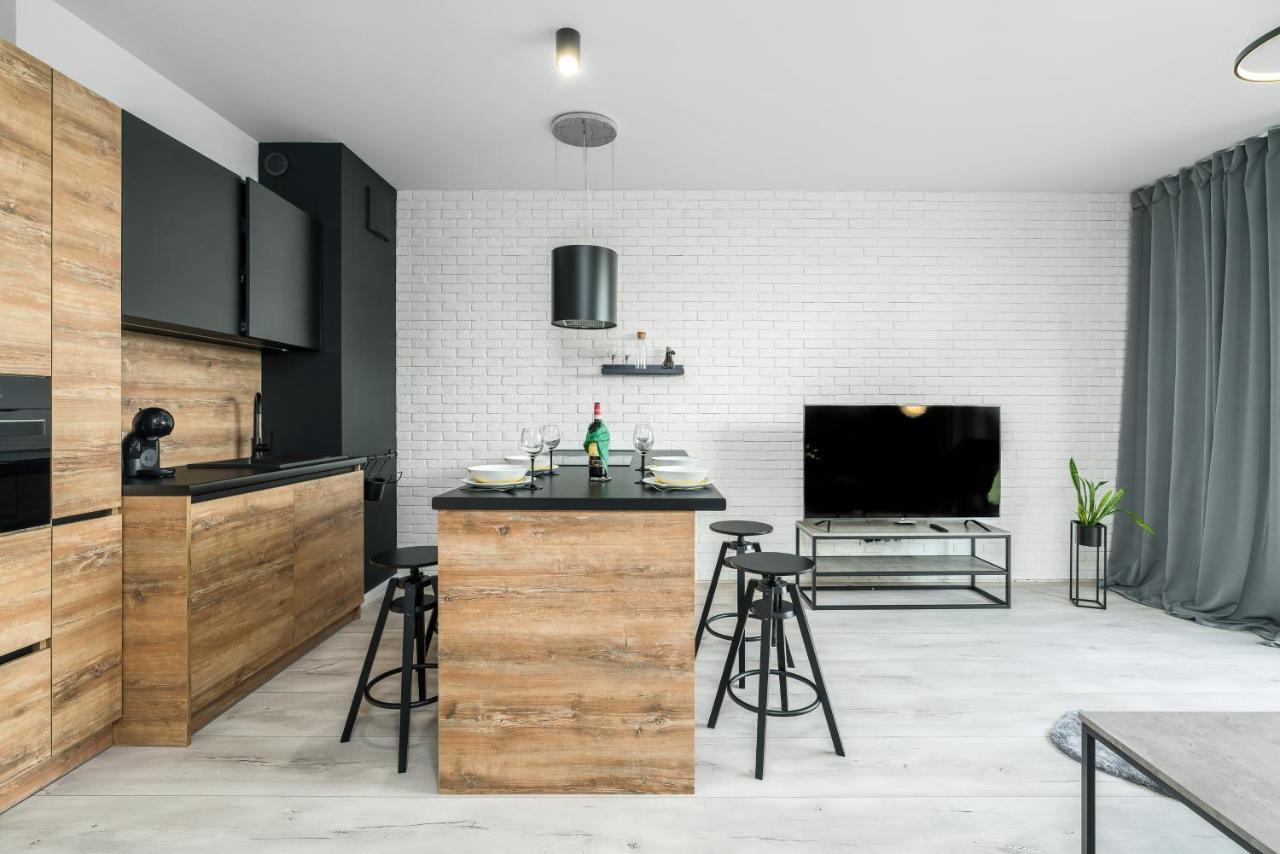 Exclusive Apartment With Terrace By Renters Posen Exterior foto