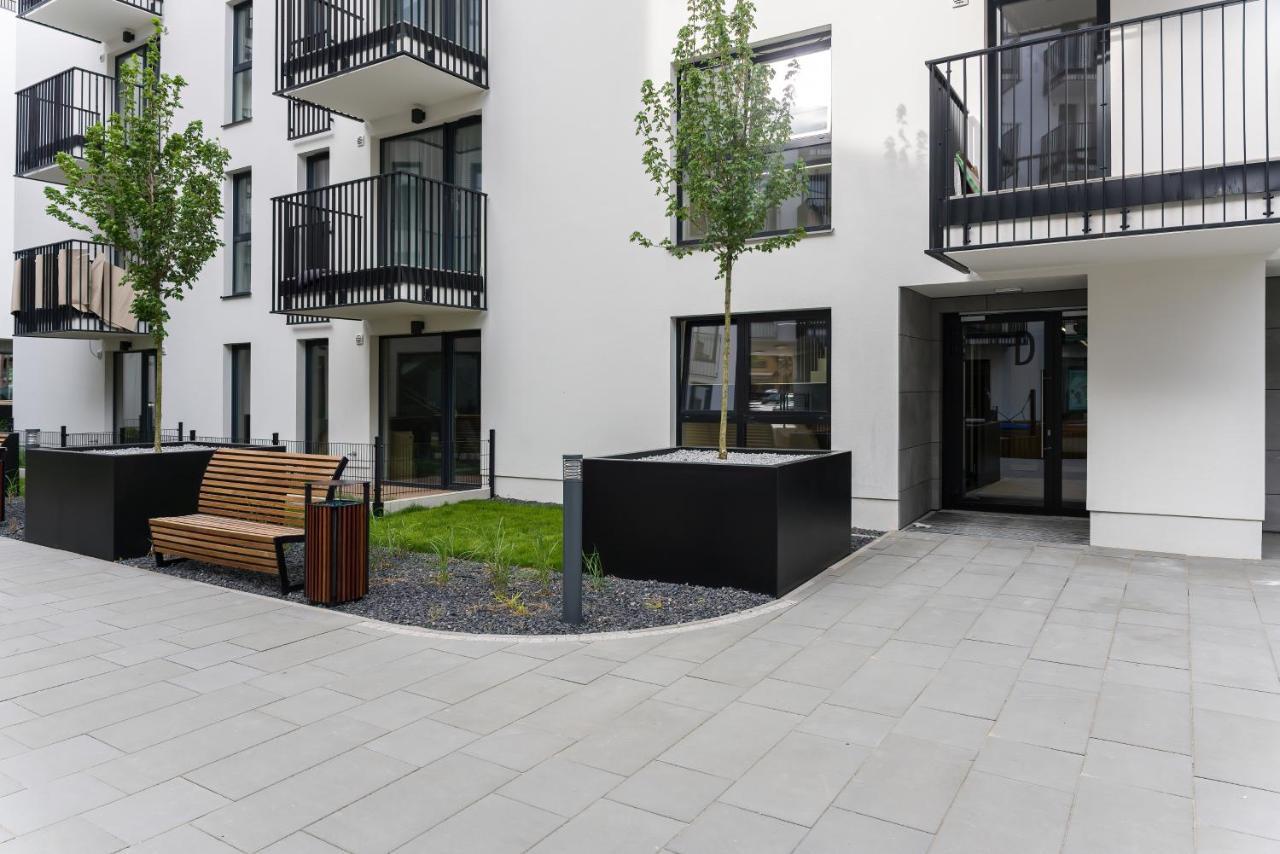 Exclusive Apartment With Terrace By Renters Posen Exterior foto